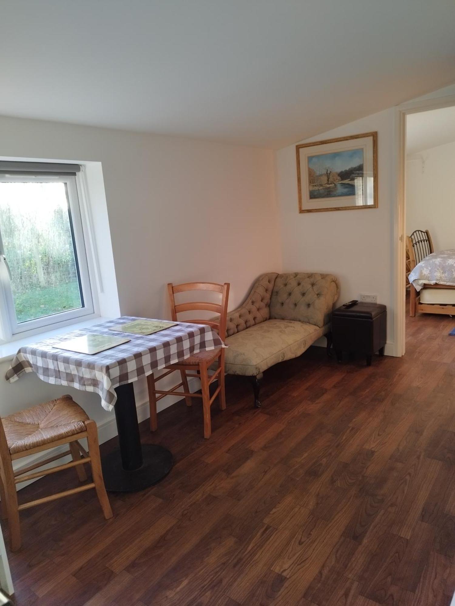 Two Birds Weekly Stay Malmesbury Εξωτερικό φωτογραφία