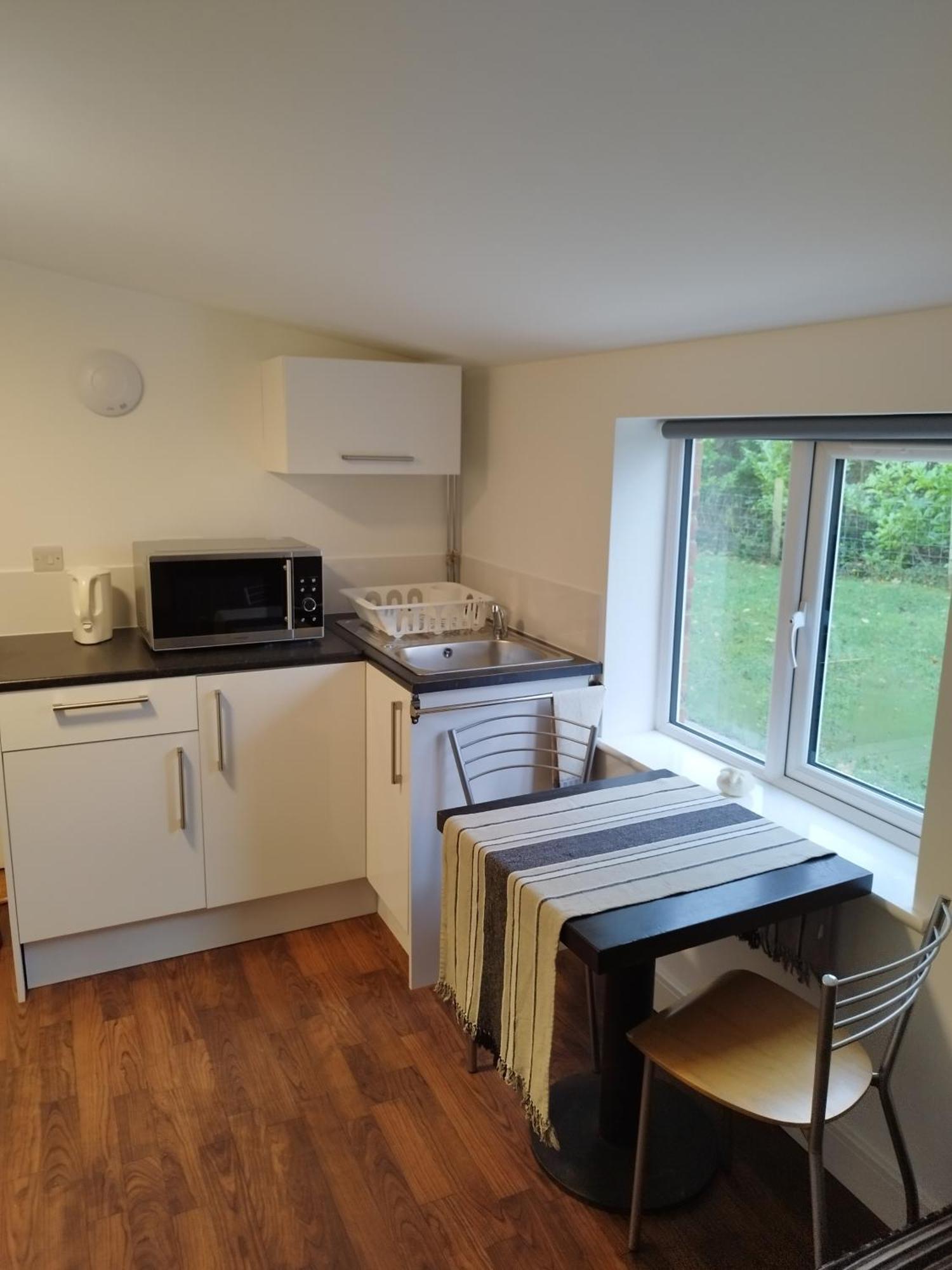 Two Birds Weekly Stay Malmesbury Εξωτερικό φωτογραφία